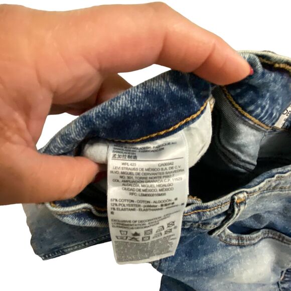 DENIZEN Levi's Men 216  Slim Fit Jeans 29x32 - Picture 5 of 7